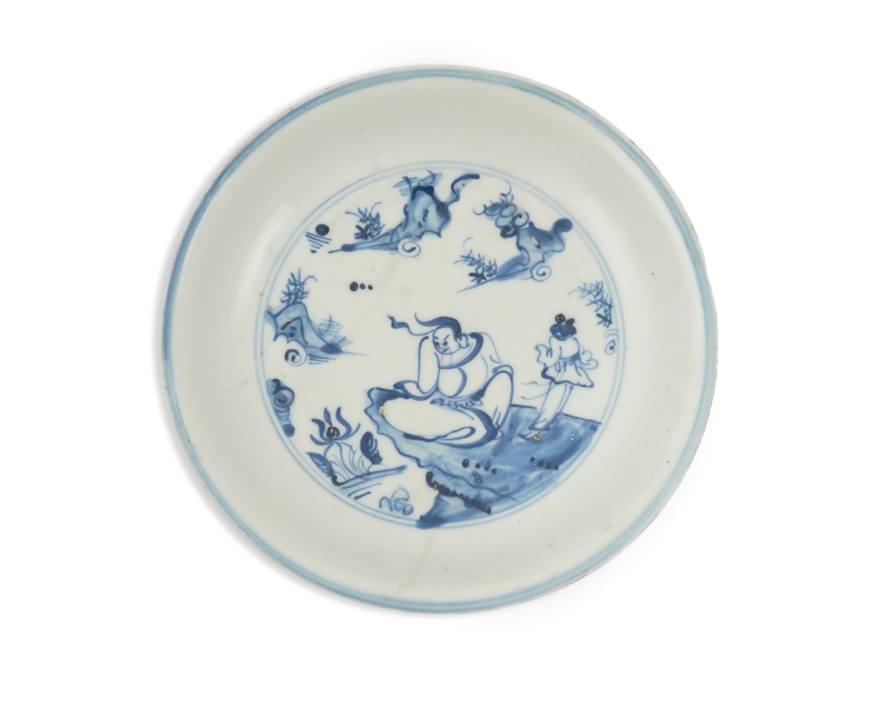 A Chinese Ming blue and white saucer dish, 16th century